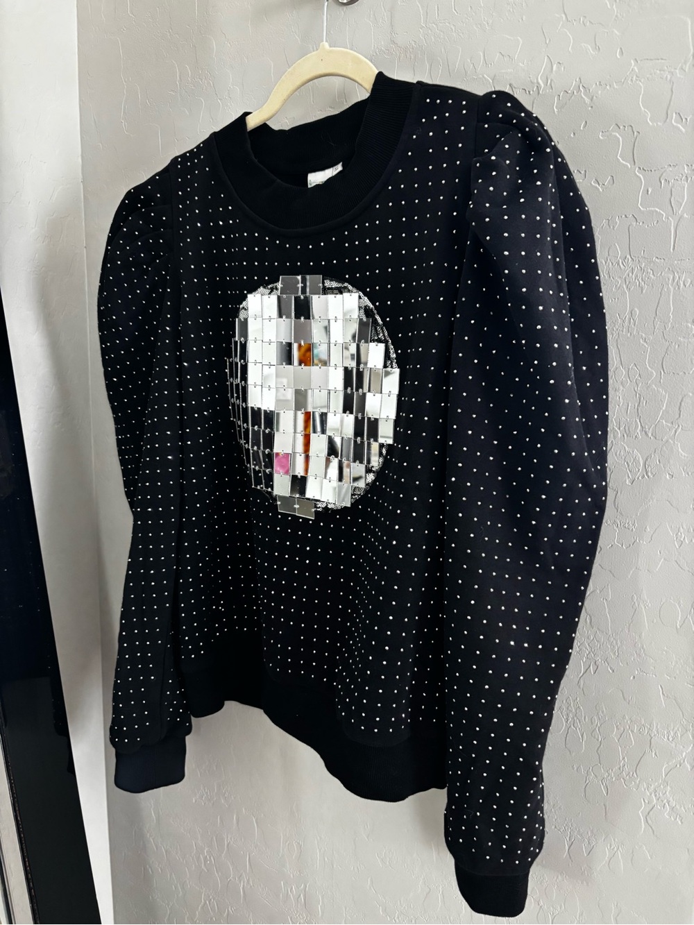 QUEEN OF SPARKLES Disco Ball Puff-Sleeve Sweater